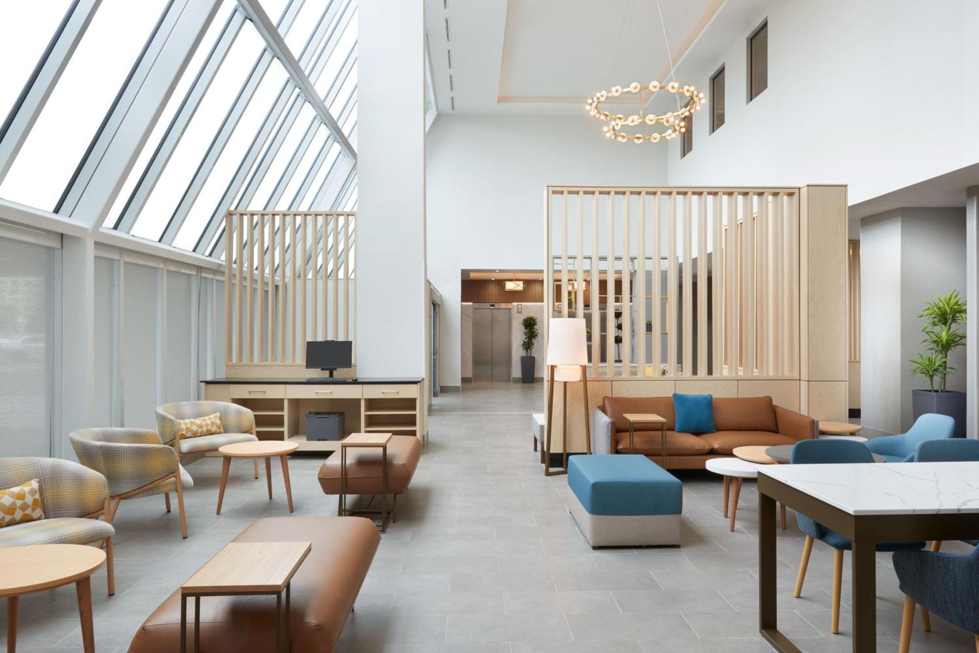 Towneplace Suites By Marriott Toronto Оквілл Екстер'єр фото